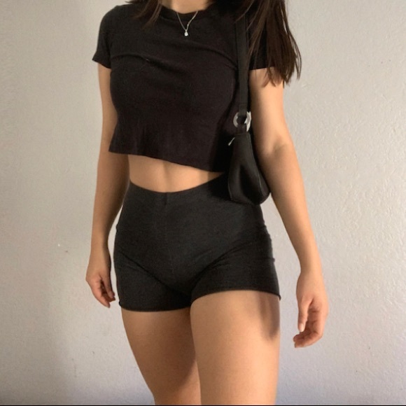 Black crop top/grey biker shorts Set - Picture 1 of 2